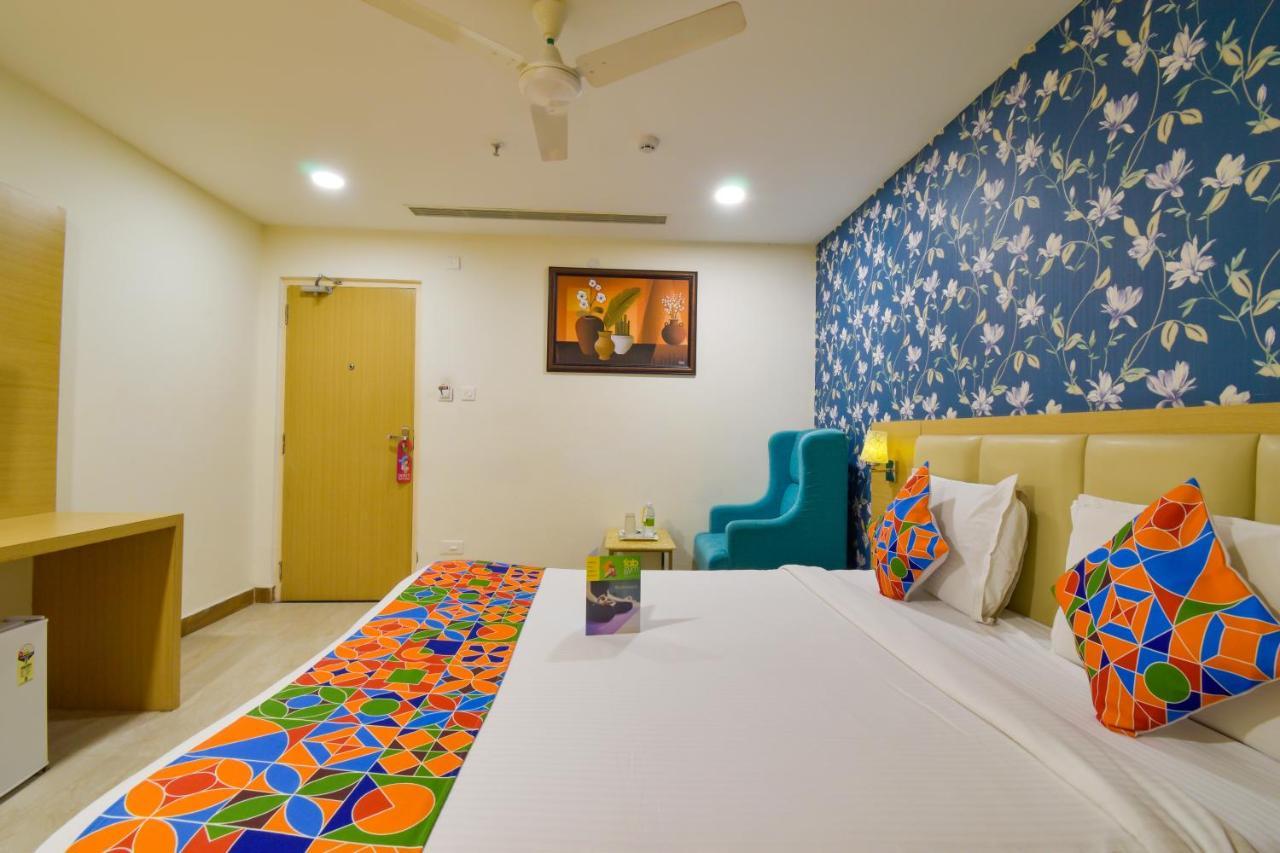 Hotel Raintr33 ไฮเดอราบัด ภายนอก รูปภาพ